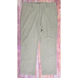 Nike Golf Mens Standard Fit Khaki Dri-Fit Pants Size 38x32